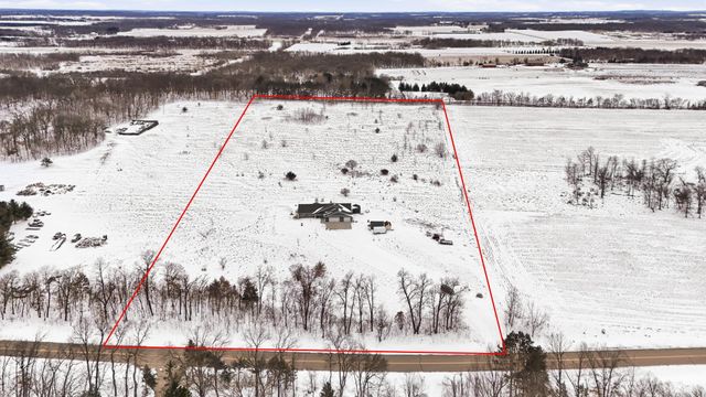 10185 440th Street, Holdingford, MN 56340