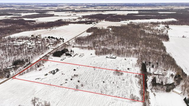 10185 440th Street, Holdingford, MN 56340