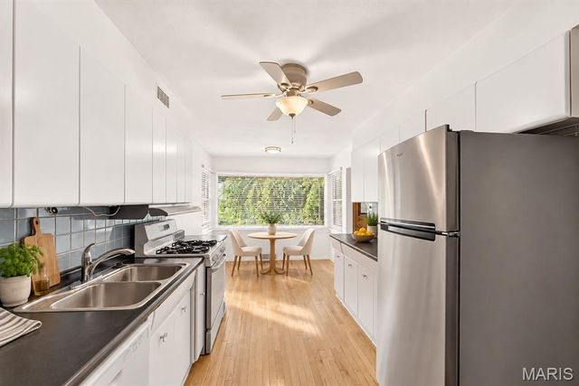 8250 Tulane Avenue, St Louis, MO 63132