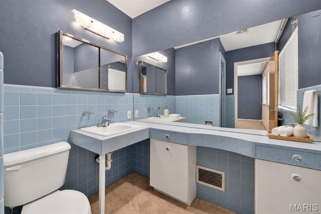 8250 Tulane Avenue, St Louis, MO 63132