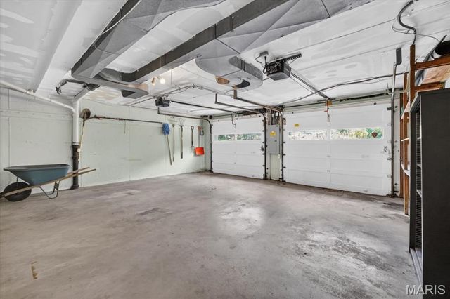 8250 Tulane Avenue, St Louis, MO 63132