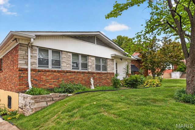 8250 Tulane Avenue, St Louis, MO 63132