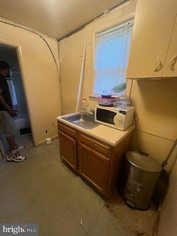 1511 W 13TH ST, Chester, PA 19013