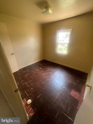 1511 W 13TH ST, Chester, PA 19013
