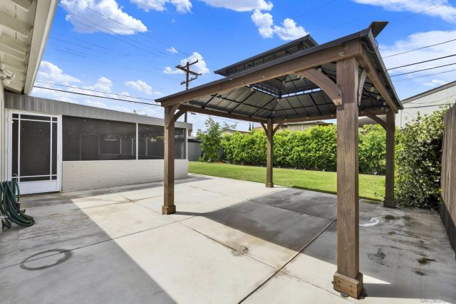 1608 N Mollison, El Cajon, CA 92021