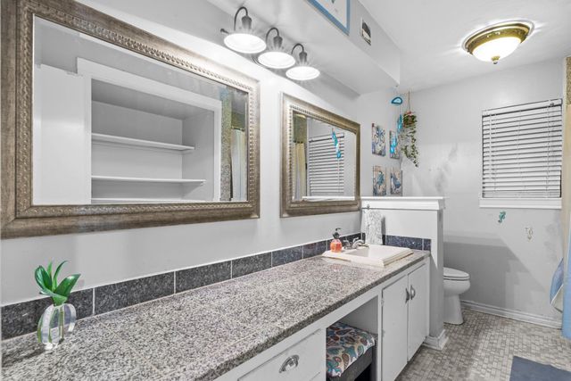 8611 Twelve Oaks Drive, Texas City, TX 77591