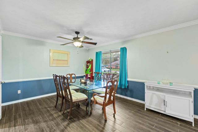 8611 Twelve Oaks Drive, Texas City, TX 77591