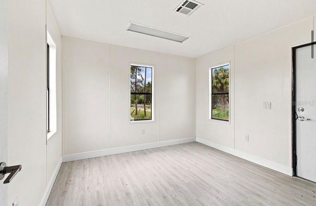 4946 E HILLSBOROUGH AVENUE, Tampa, FL 33610
