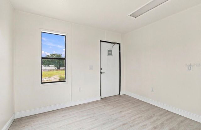 4946 E HILLSBOROUGH AVENUE, Tampa, FL 33610