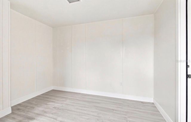 4946 E HILLSBOROUGH AVENUE, Tampa, FL 33610