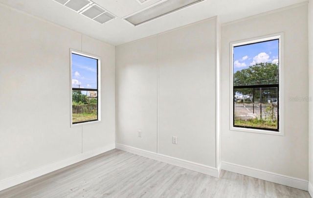 4946 E HILLSBOROUGH AVENUE, Tampa, FL 33610