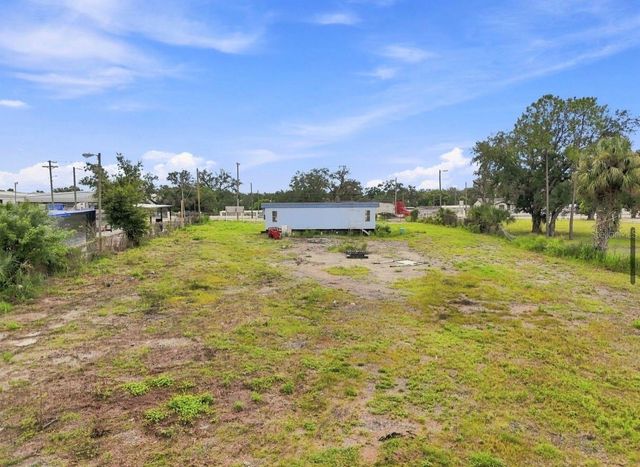 4946 E HILLSBOROUGH AVENUE, Tampa, FL 33610
