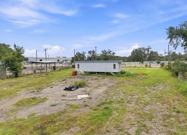 4946 E HILLSBOROUGH AVENUE, Tampa, FL 33610