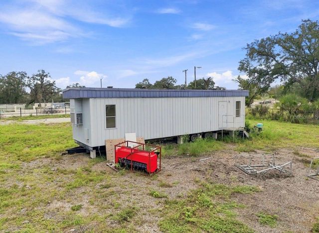 4946 E HILLSBOROUGH AVENUE, Tampa, FL 33610