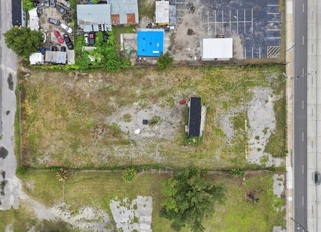 4946 E HILLSBOROUGH AVENUE, Tampa, FL 33610