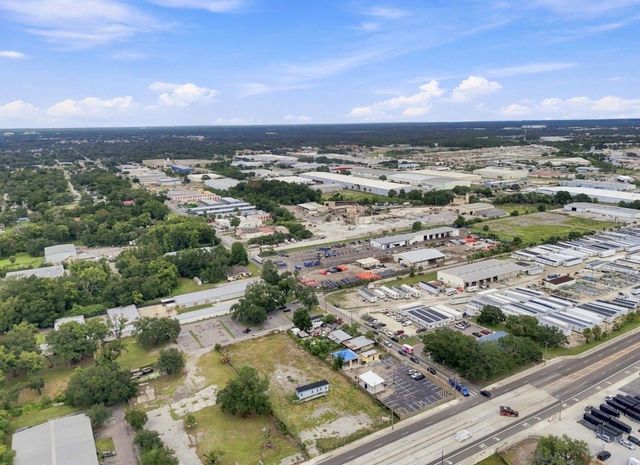 4946 E HILLSBOROUGH AVENUE, Tampa, FL 33610