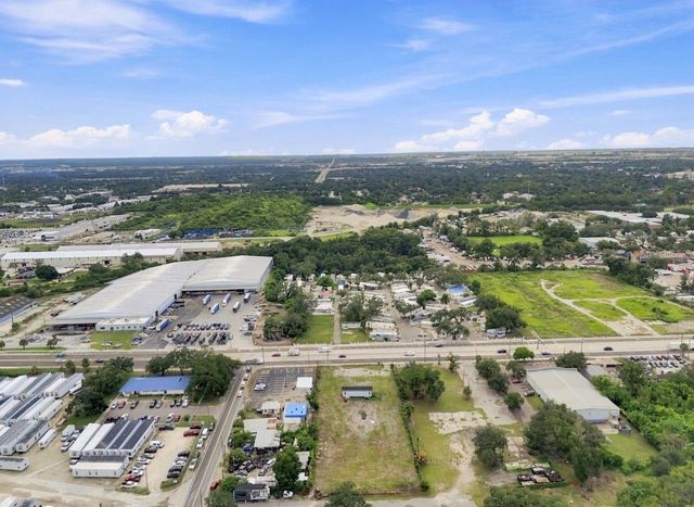 4946 E HILLSBOROUGH AVENUE, Tampa, FL 33610