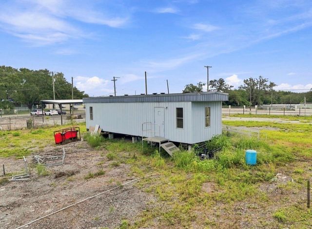 4946 E HILLSBOROUGH AVENUE, Tampa, FL 33610