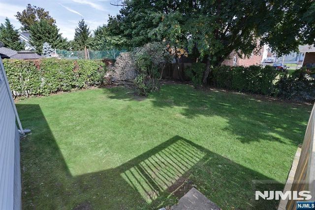82 Coger Street, Saddle Brook, NJ 07663