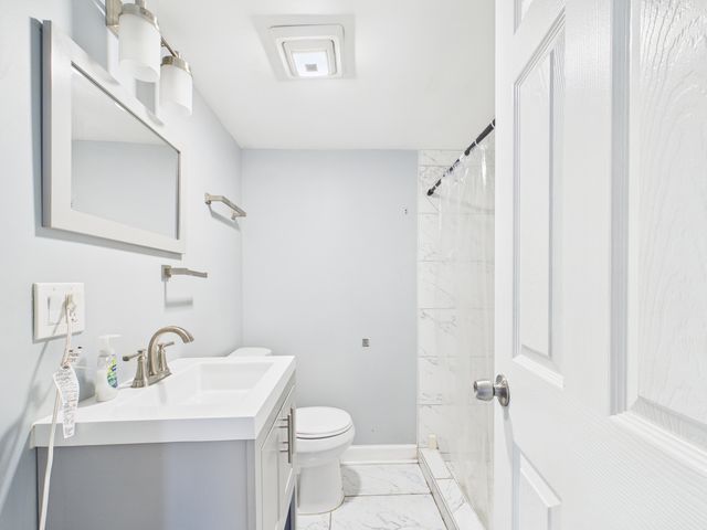 234 W 117th Street, Chicago, IL 60628
