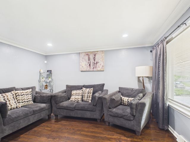 234 W 117th Street, Chicago, IL 60628