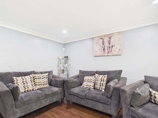 234 W 117th Street, Chicago, IL 60628