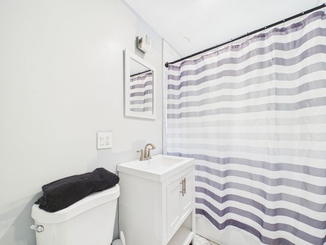 234 W 117th Street, Chicago, IL 60628