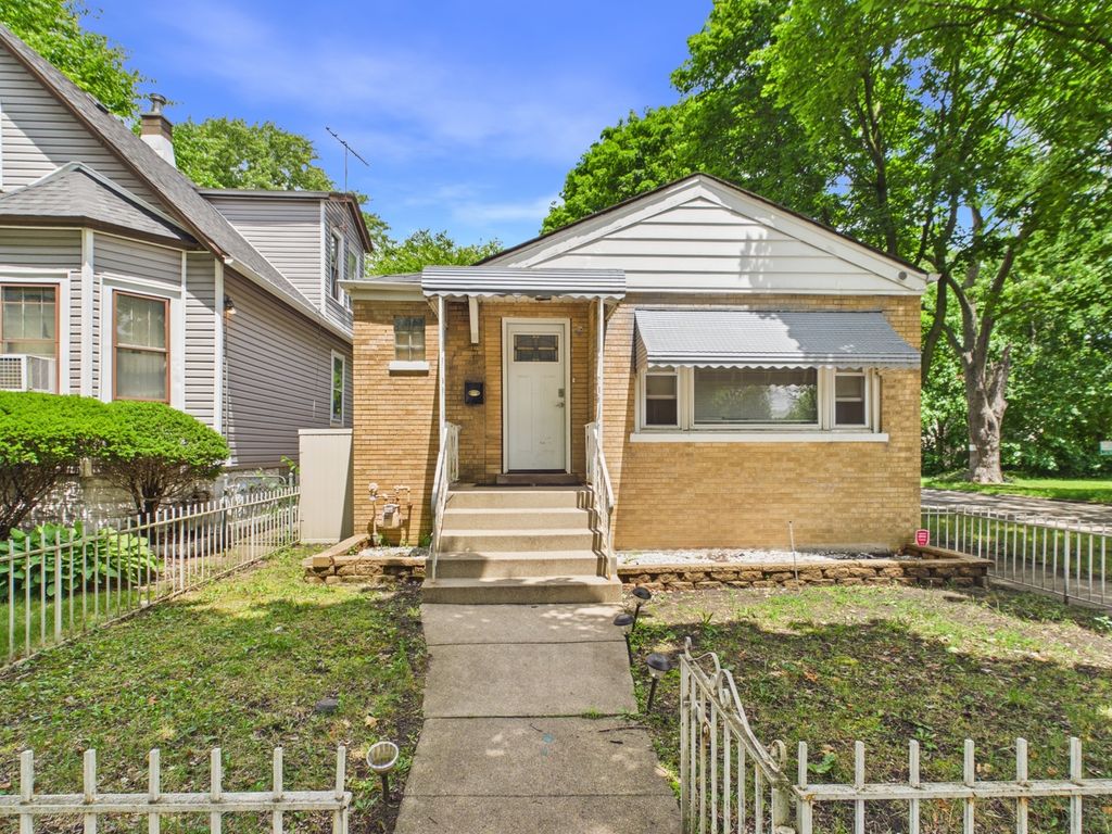 234 W 117th Street, Chicago, IL 60628