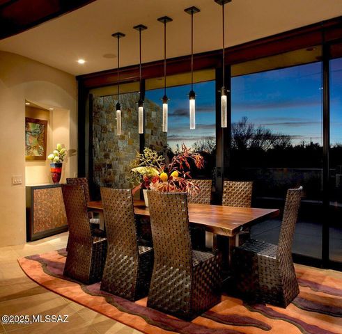 1327 E Desert Garden Drive, Tucson, AZ 85718