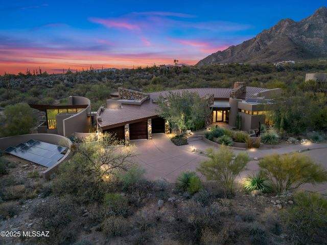 1327 E Desert Garden Drive, Tucson, AZ 85718