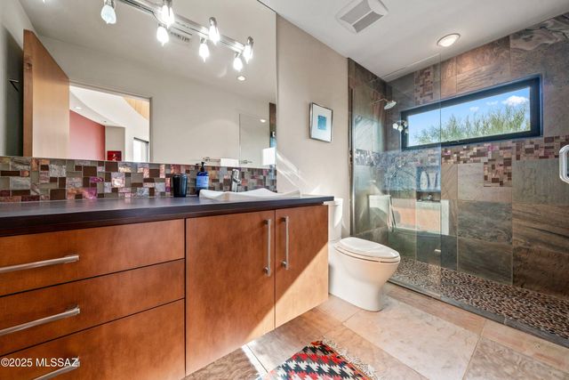 1327 E Desert Garden Drive, Tucson, AZ 85718