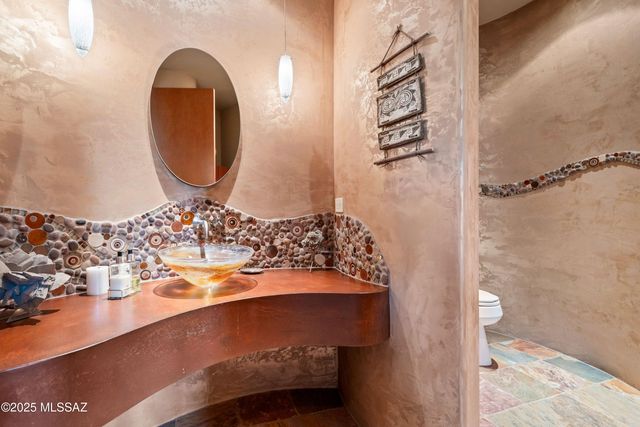 1327 E Desert Garden Drive, Tucson, AZ 85718