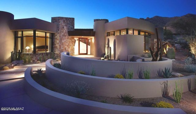 1327 E Desert Garden Drive, Tucson, AZ 85718