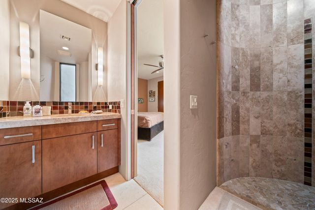 1327 E Desert Garden Drive, Tucson, AZ 85718