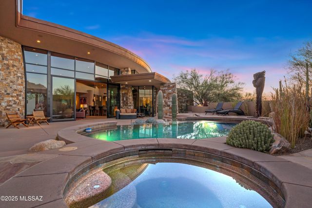 1327 E Desert Garden Drive, Tucson, AZ 85718