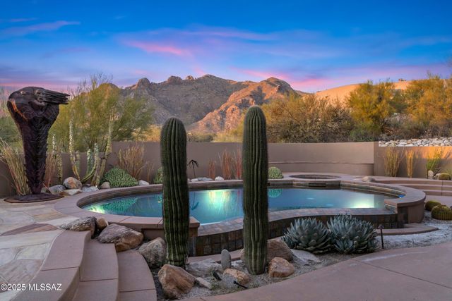 1327 E Desert Garden Drive, Tucson, AZ 85718