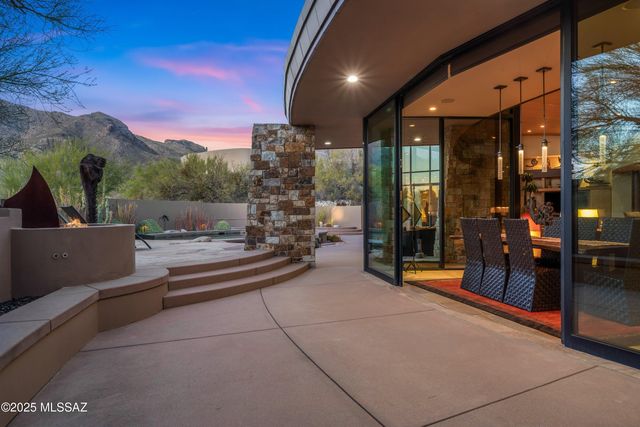 1327 E Desert Garden Drive, Tucson, AZ 85718