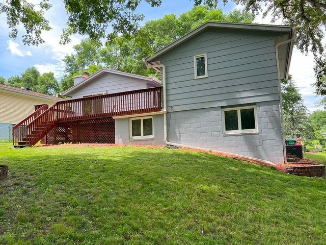 3002 7th Avenue NW, Rochester, MN 55901