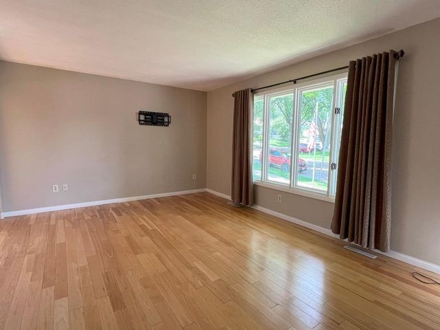 3002 7th Avenue NW, Rochester, MN 55901