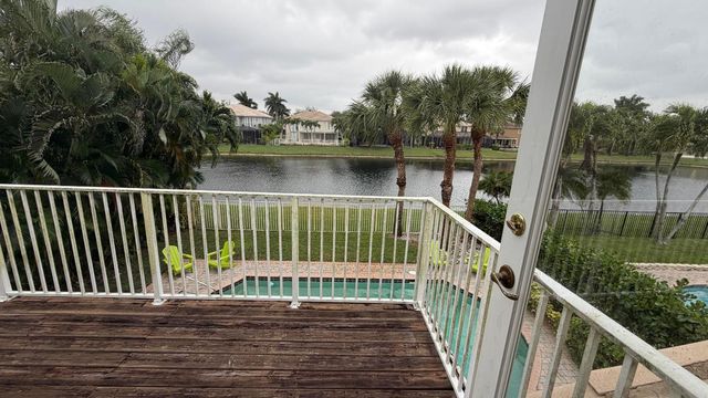 19125 Skyridge Circle, Boca Raton, FL 33498