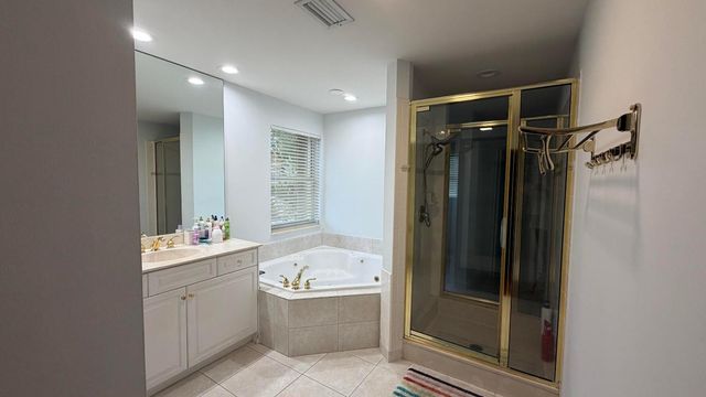 19125 Skyridge Circle, Boca Raton, FL 33498