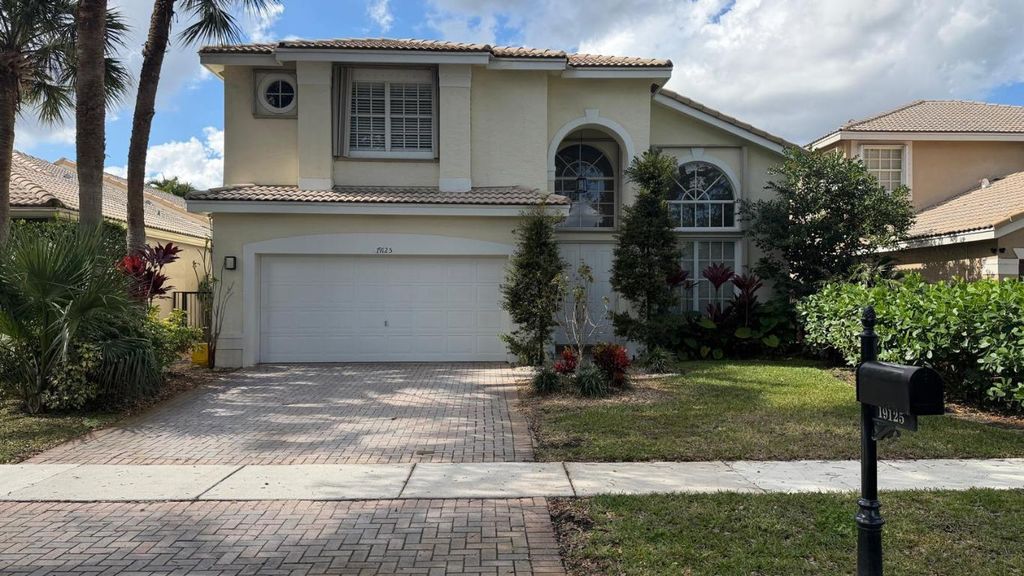 19125 Skyridge Circle, Boca Raton, FL 33498