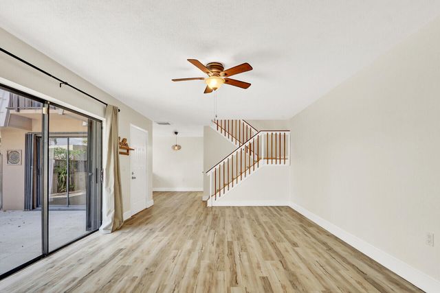 6605 66th Way, West Palm Beach, FL 33409