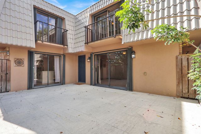 6605 66th Way, West Palm Beach, FL 33409