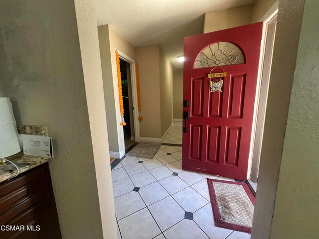 763 E Avenida De Los Arboles, Thousand Oaks, CA 91360