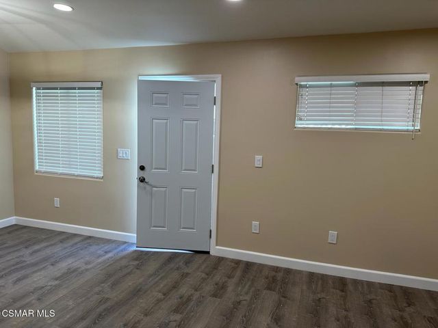 763 E Avenida De Los Arboles, Thousand Oaks, CA 91360
