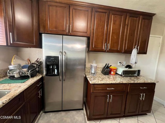 763 E Avenida De Los Arboles, Thousand Oaks, CA 91360