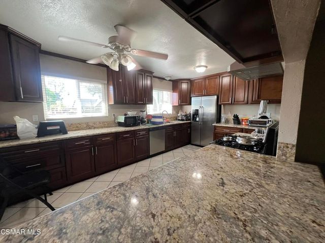 763 E Avenida De Los Arboles, Thousand Oaks, CA 91360