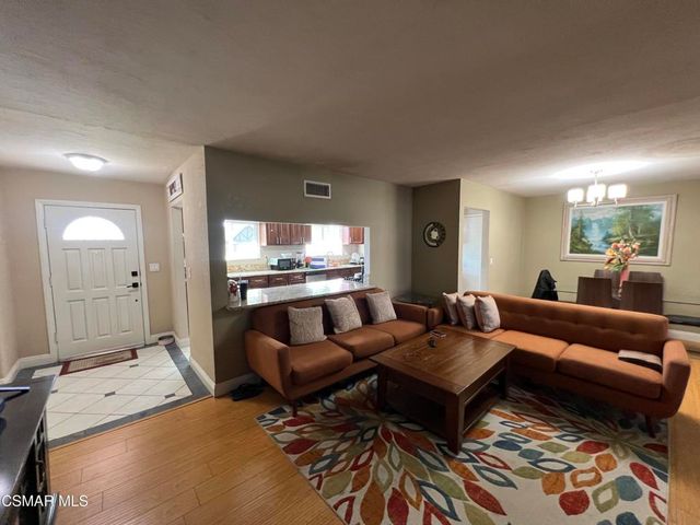 763 E Avenida De Los Arboles, Thousand Oaks, CA 91360