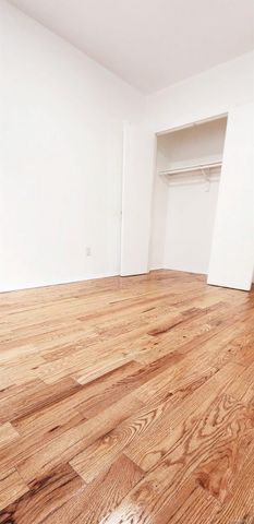 673 E 165th Street, Bronx, NY 10456